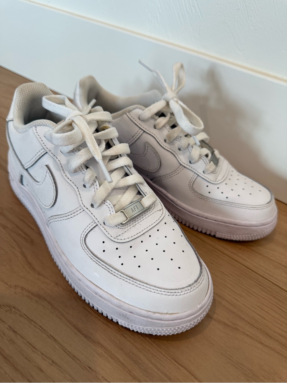 Nike White Air Force 1 Boys size 5.5 or Women’s size 7